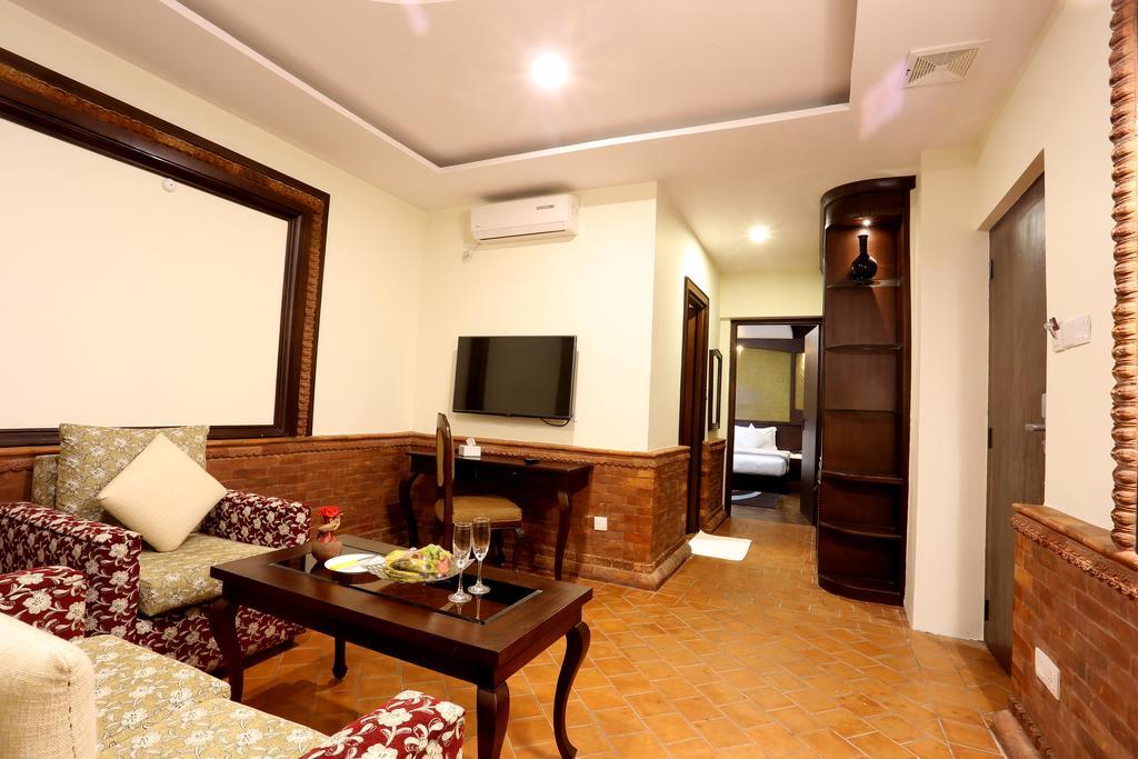 Dahlia Boutique Hotel Pokhara Exterior photo